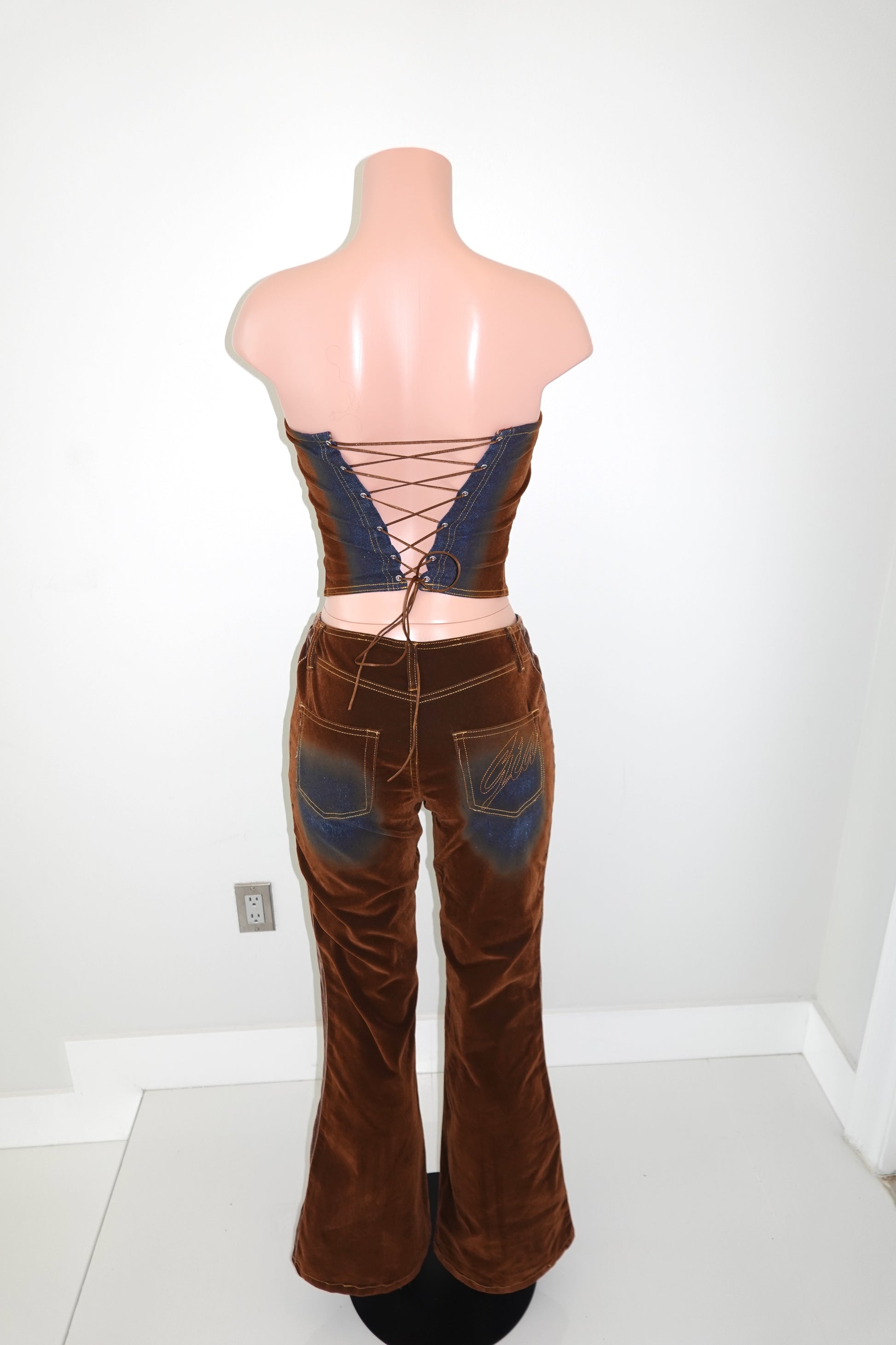 IAMGIA Mydra Two Piece Set
