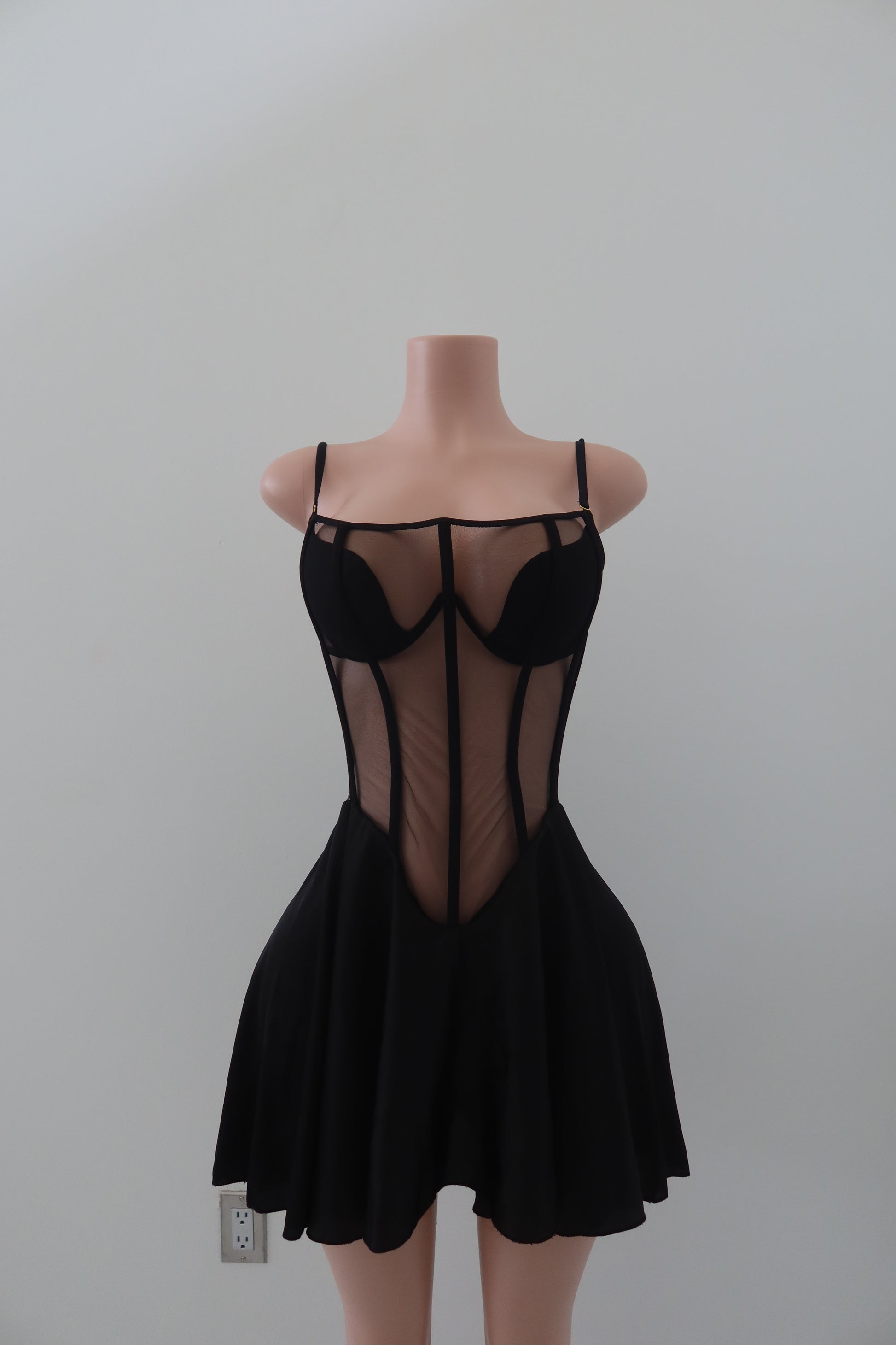 GOD SAVE QUEENS Vivienne Dress